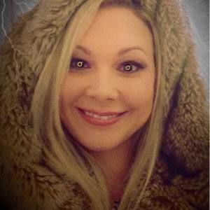 Meet your Posher, Christin