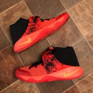 Kyrie 2 inferno size 13.5