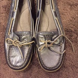 Women's sperrys