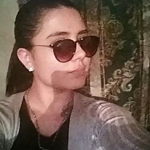 Meet your Posher, Chanel