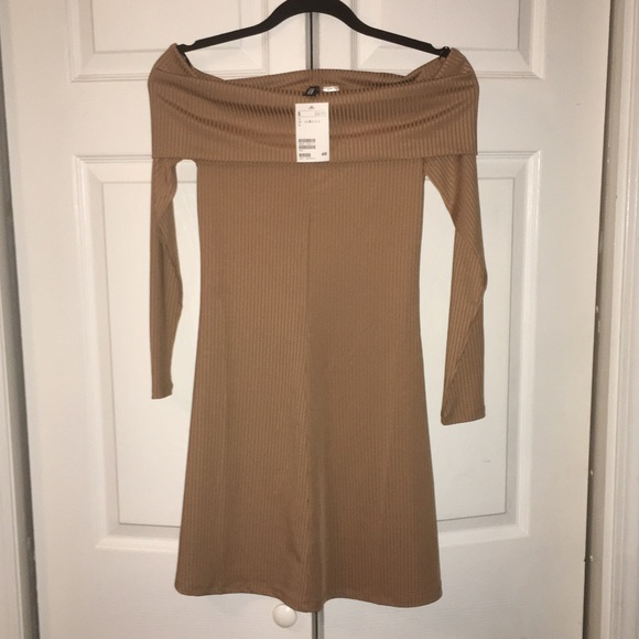 Gold Off the Shoulder Dress - Picture 2 of 3