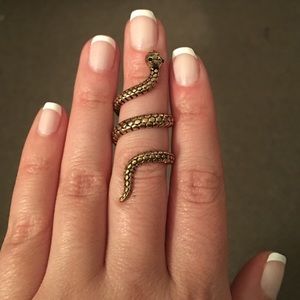 Serpent ring