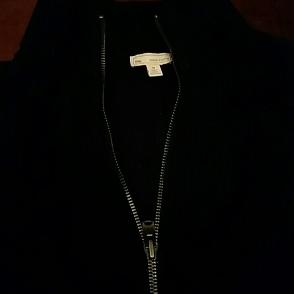 Men's Gap Medium dark blue zip up.