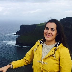 Meet your Posher, Adriana