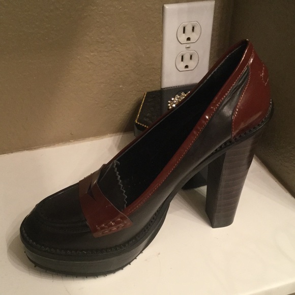 Opening Ceremony 5 1/2 size 10