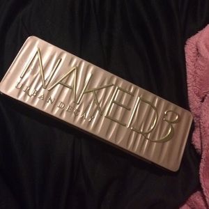 Naked 3 palette