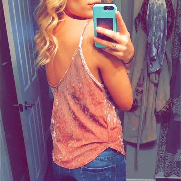 ✨Last One- PRICE FIRM✨Dusty Rose Velvet Top - Picture 6 of 8