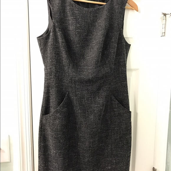 Limited Collection fall/winter dress with pockets