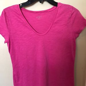 LAST CHANCE EUC Ann Taylor Size Small Pink T-shirt