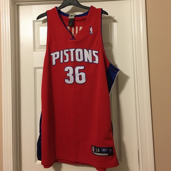 Detroit Pistons NBA basketball jersey.