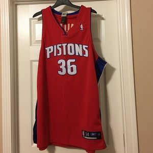 Detroit Pistons NBA basketball jersey.