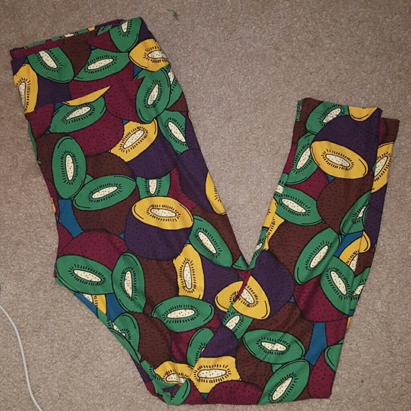 Lularoe leggings BRAND NEW TC kiwi