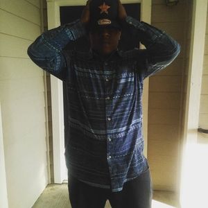 Meet your Posher, Sidney