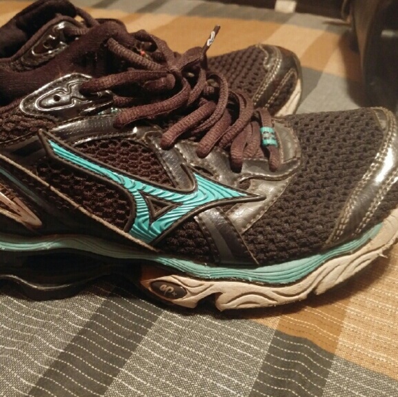 Mizuno size 6.5
