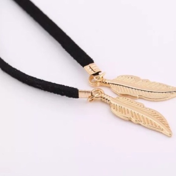 ‼️ 5 for $25 ‼️ LEAF WRAP BOHEMIAN CHOKER GOLD - Picture 4 of 4
