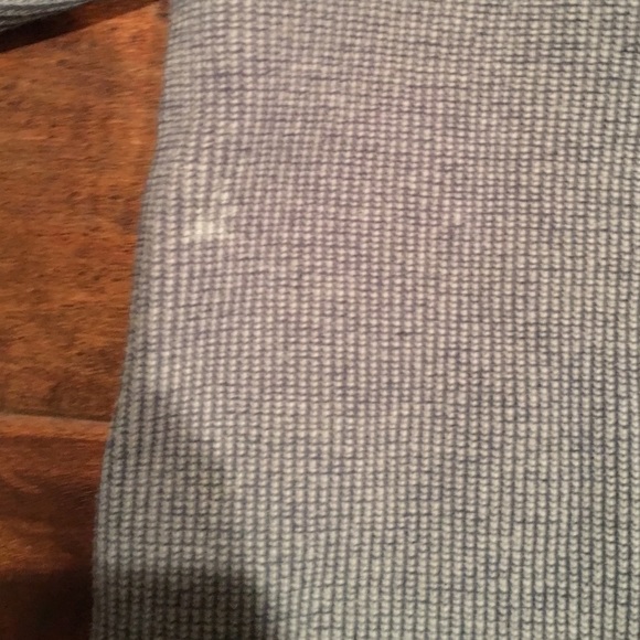 Mako Sportswear Gray Sweater - Picture 3 of 4