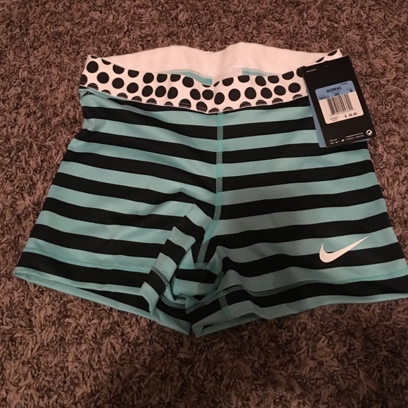 Nike Pants - Nike pro shorts