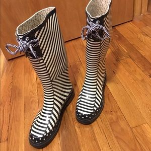Blue and white striped Rain Boots!
