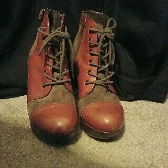 Gianni Bini Wedge Booties