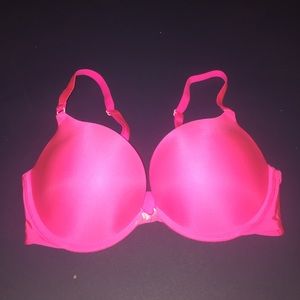 Victoria secret push-up bra NEVER WORN