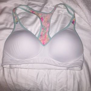 Xs Victoria secret sports bra