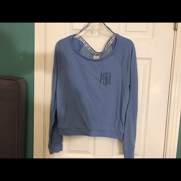 VS shirt