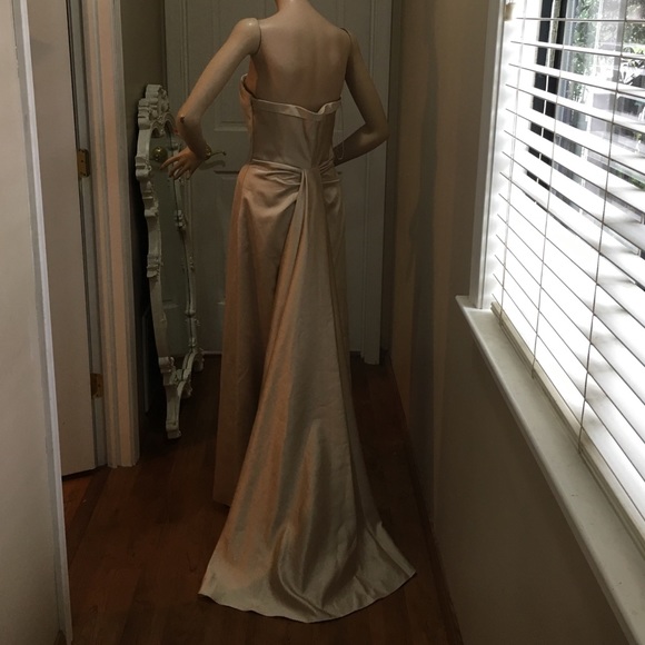 Davids Bridal sz8 champagne color for prom/wedding - Picture 2 of 3