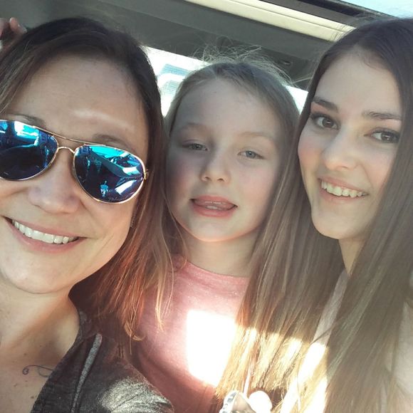 Meet your Posher, Angela