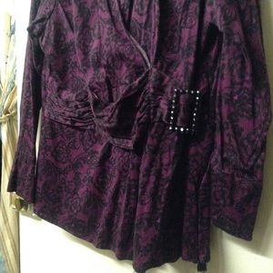 🌻 Sweet-Wrap Around Style Blouse