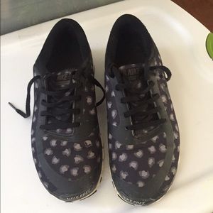 Women's Nike Free sneakers