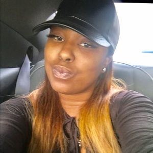 Meet your Posher, Anuishka