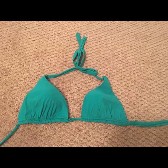 Turquoise bikini - Picture 1 of 3