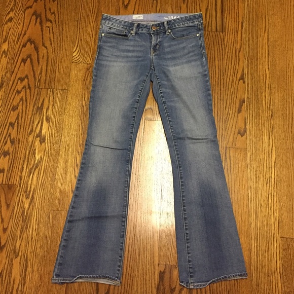 GAP 28/6r sexy boot cut jeans EUC