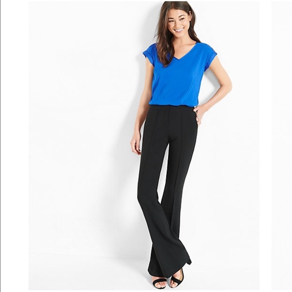 Express womens business shirt. Blue v neck blouse.