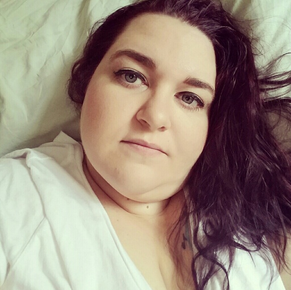 Meet your Posher, Chantelle - Picture 1 of 1