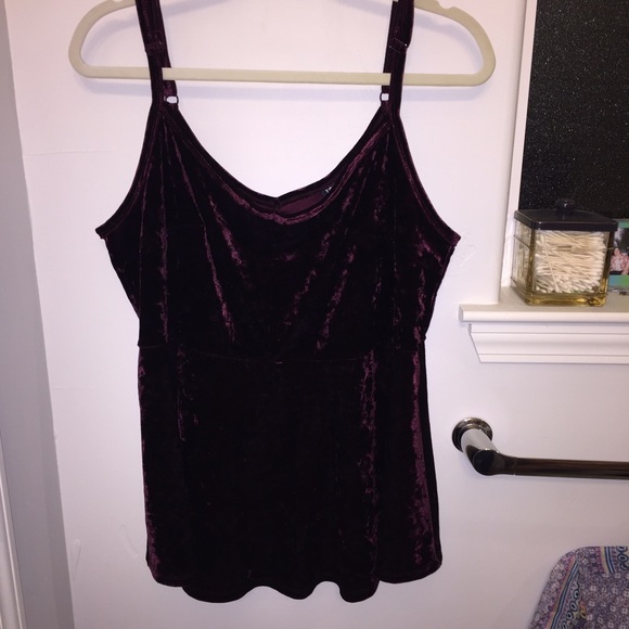 Torrid velvet tank top!!