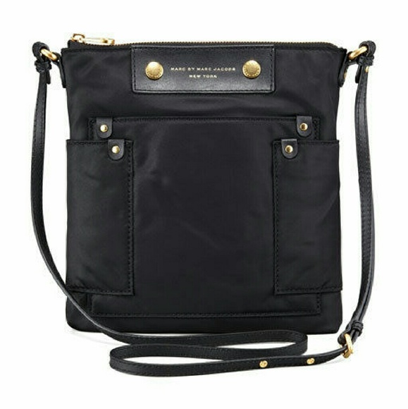 Marc Jacobs preppy nylon sia crossbody purse