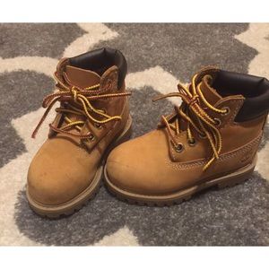 Toddler wheat timbs