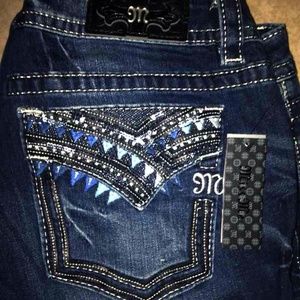 NWT 32 MISS ME BOOTCUT JEANS!!