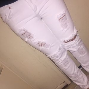 White ripped skinny jeans