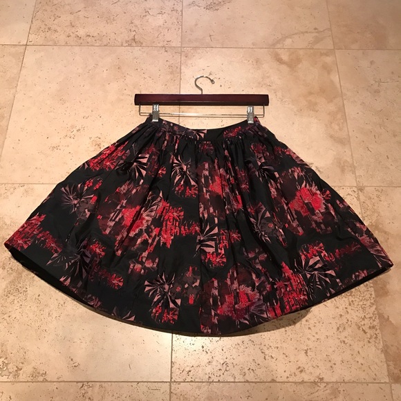 Alice and Olivia skirt size 2