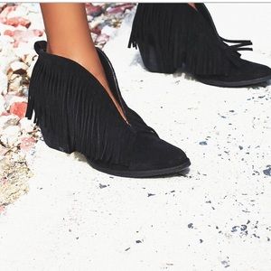 Coconuts by Matisse Tulsi Fringe Boot