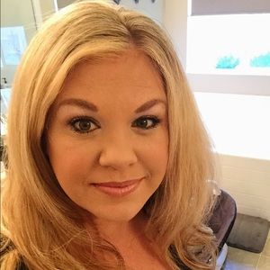 Meet your Posher, Christy