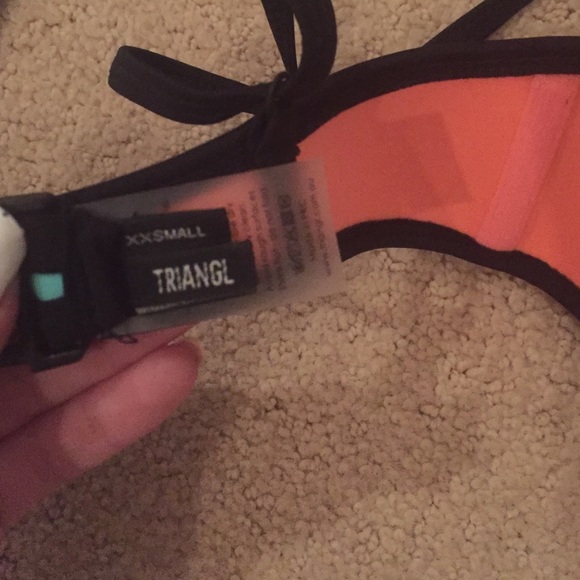 ❌SOLD❌Bubblegum blue triangl set 100% auth - Picture 2 of 4