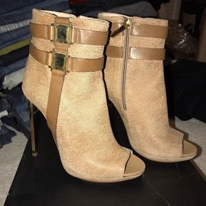 Brand new stiletto boot by Herve Leger