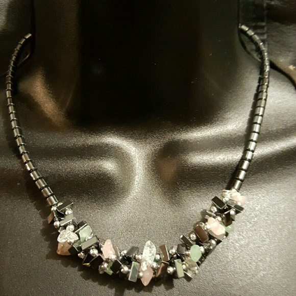 Hour Sale NEW‼️Unique beautiful multi color quartz - Picture 4 of 7