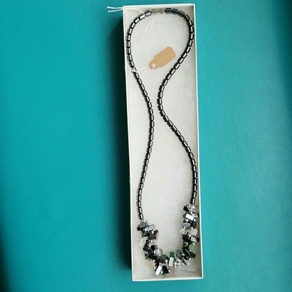 Hour Sale NEW‼️Unique beautiful multi color quartz - Picture 3 of 7