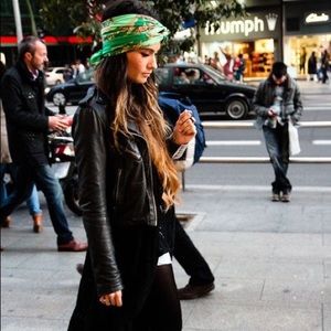 Amazing silk bright green scarf