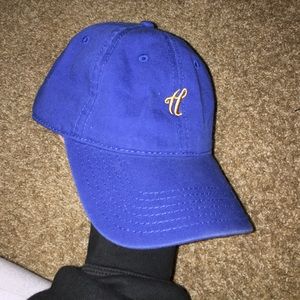 Hundreds dad cap !