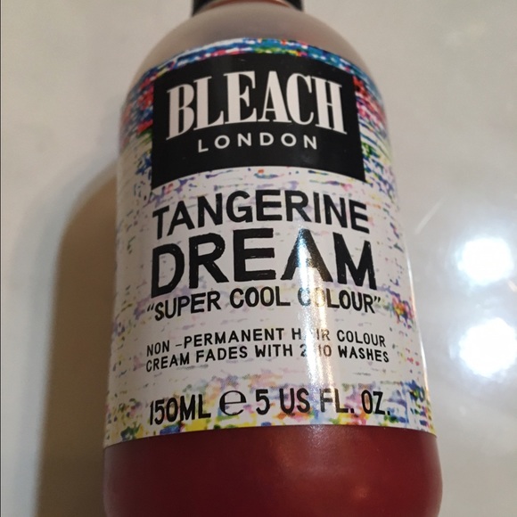 Bleach London Super Cool Color in Tangerine Dream